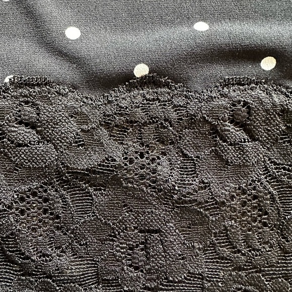 White House black market Black Polka Dot Lace Trim Chemise small - Picture 3 of 7